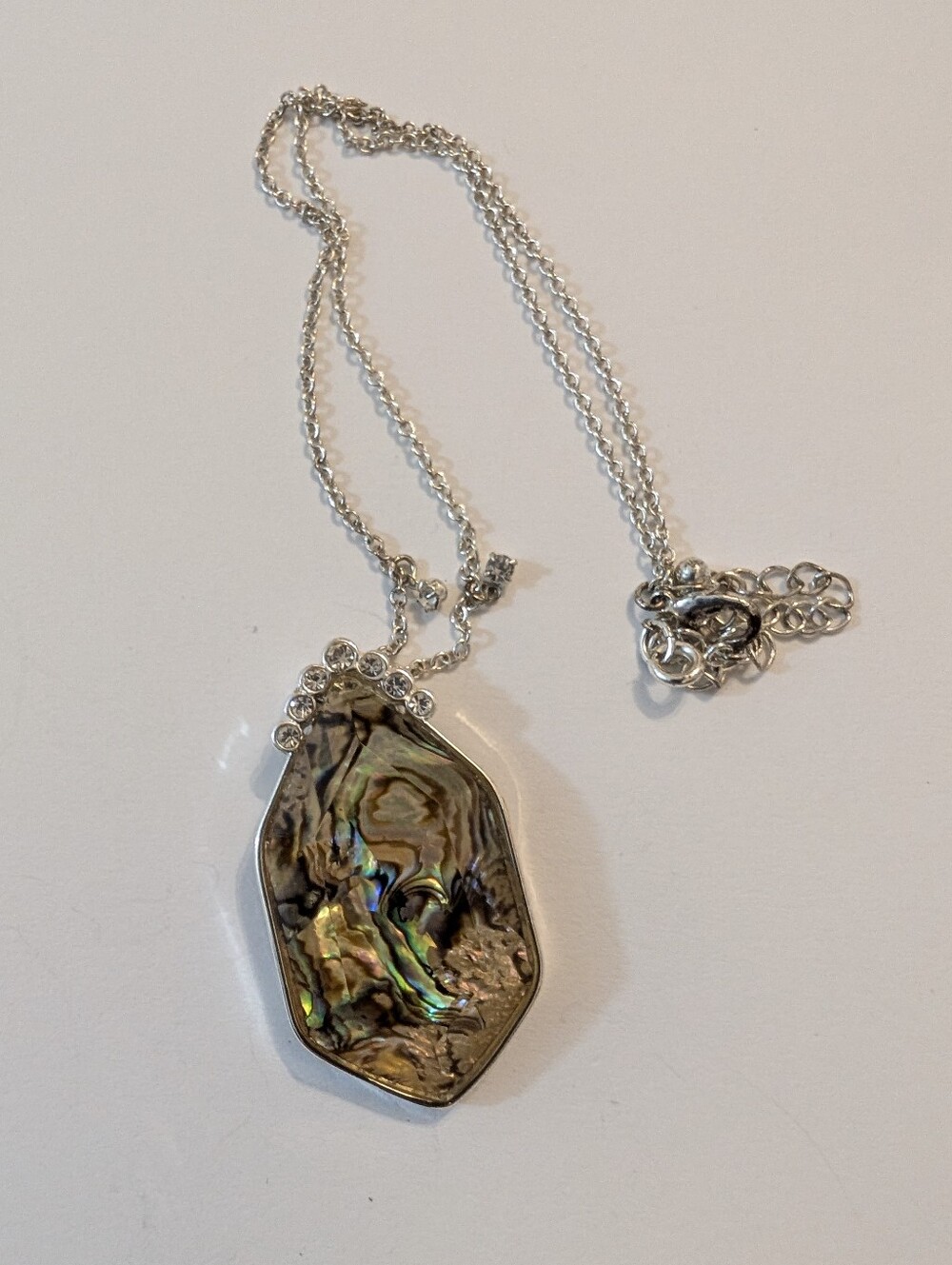 Vintage Avon Faceted Abalone-Style Pendant Necklace